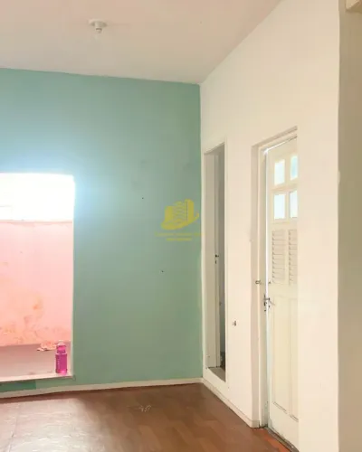 Aluga sala comercial em Madureira/RJ Av. Edgard Romero