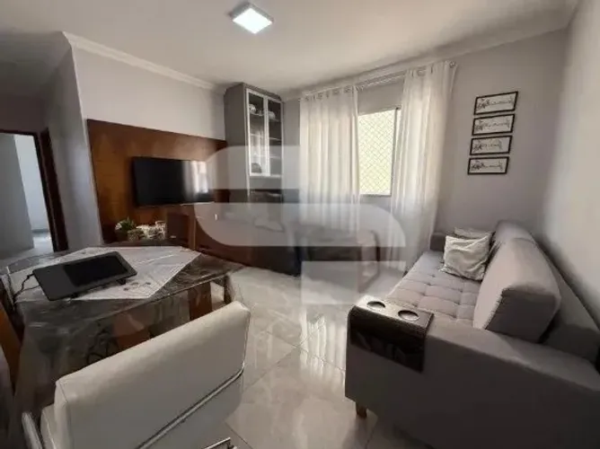 APARTAMENTO NO SERRANO DE 03 QUARTOS COM 01 VAGA LIVRE COBERTA