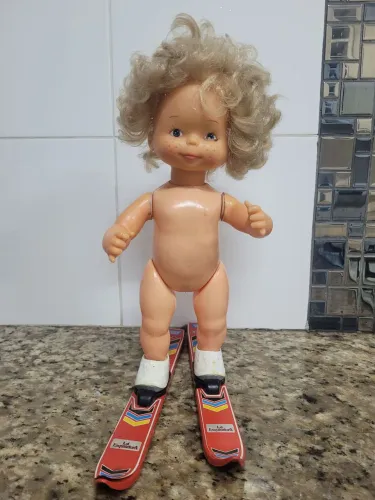 Boneca Lu Esquiadora