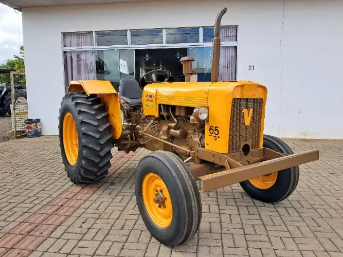 Trator Agrícola Valmet 65 ID 4X2 (Simples), Ano 1980, Pintura Nova
