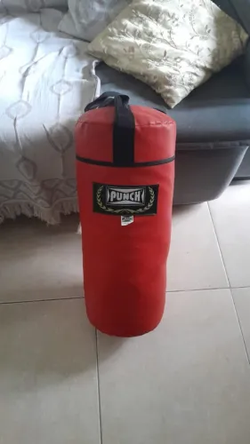 Saco de boxe PUNCH 60 cm aproximadamente 10Kg. NOVO Garantia da OLX