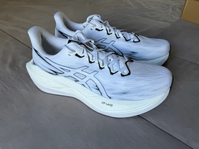 Tênis ASICS Superblast 3 - Tam 42