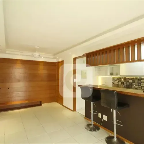 Estrelas Full Condominium | 3 Quartos com Suíte | 77m² | Varanda | Lazer Completo | Barra