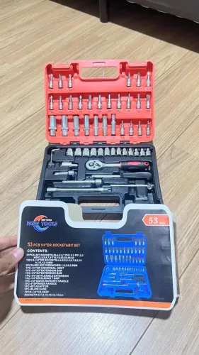 Vendo este Jogo de Soquetes e Bits 53 Peças com Catraca 1/4? - Completo e Conservado