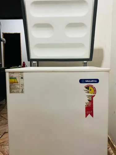 Freezer Horizontal Metalfrio 166 Litros - Semi Novo - Funcionando Perfeitamente