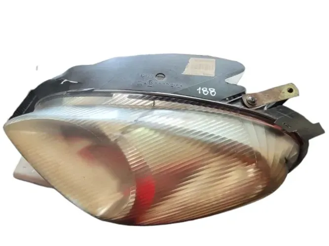 Farol Esquerdo Citroen Xsara Picasso C/detalhe N188