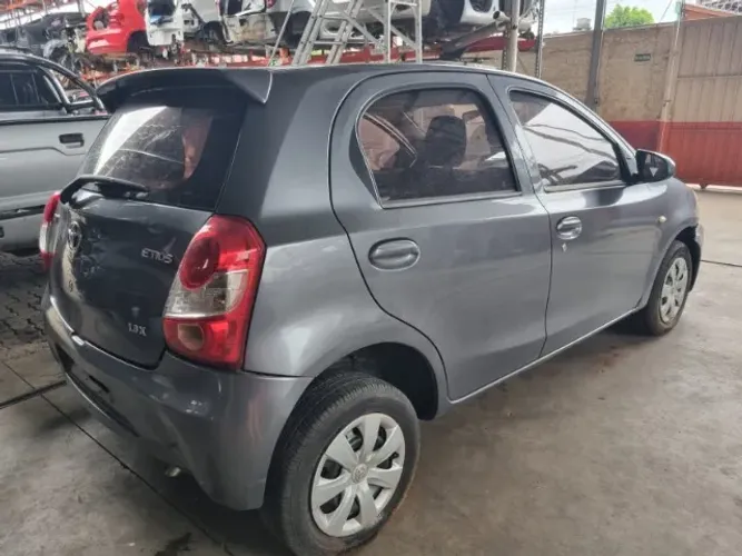 Peças usadas Toyota Etios 2015 2015 1.3 16v flex 90 cv câmbio manual