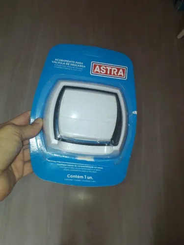 Tampa para descarga branco