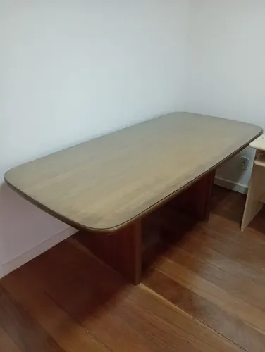 MESA DE JANTAR OU ESCRITÓRIO + TAMPO DE VIDRO