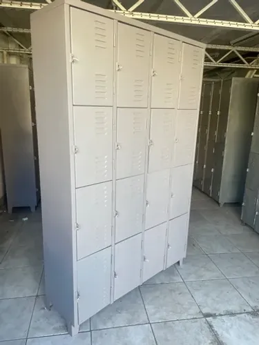 Armário De Aço Roupeiro Vestiário Academia Locker 16 Portas