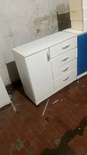 Cômoda com sapateira 
