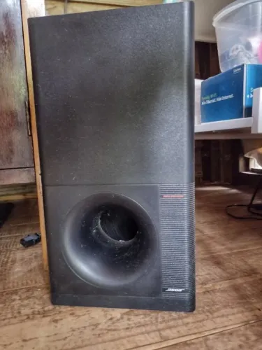 Subwoofer Bose com satélites + receiver Sony