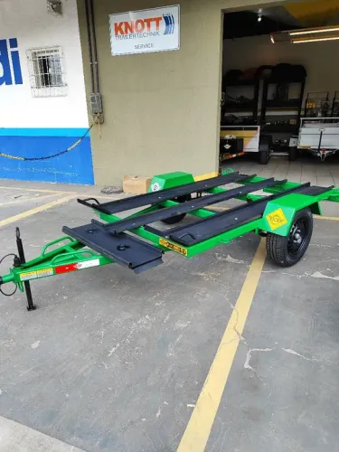 Carreta para transporte de Quadriciclo ou Motos- Nova