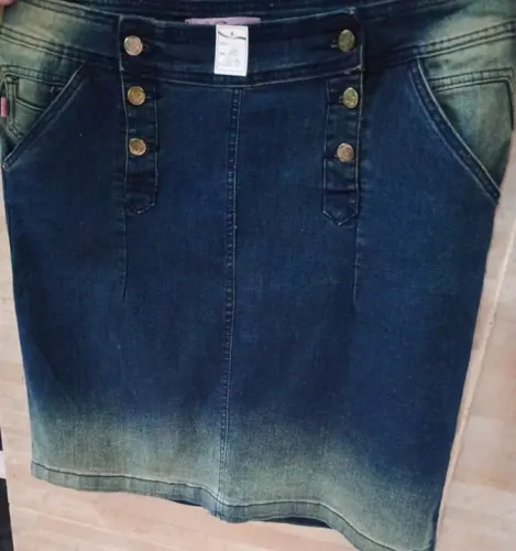Saia Jeans-nova na etiqueta -tamanho 48