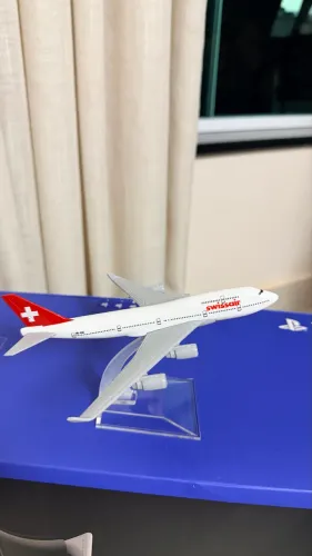 Miniatura de avião SWISSAIR  1/500