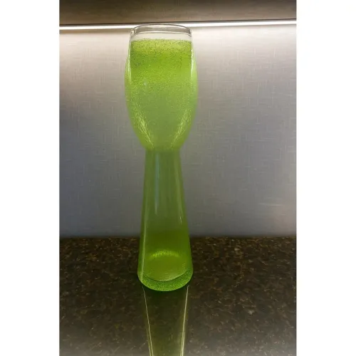 Vaso antigo em vidro verde Murano em estilo italiano Sec.XX . Importado.