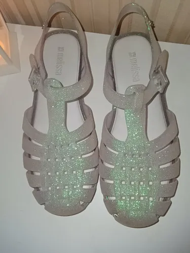 Desapego de Melissa vidro glitter tamanho.33/34