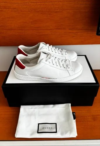 Tenis Gucci Originais tam39/40  com nota fiscal