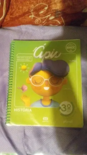 Livros Projeto Ápis História 3º ano Anna Maria Charlier e Maria Elena Ramos Simielli