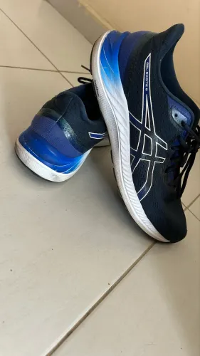 Tenis Asics