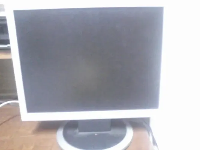 Monitor Samsung SybcMaster 710N