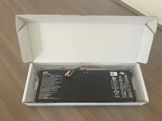Bateria Acer AP16M5J Semi-Nova, Foi Pouco Usada