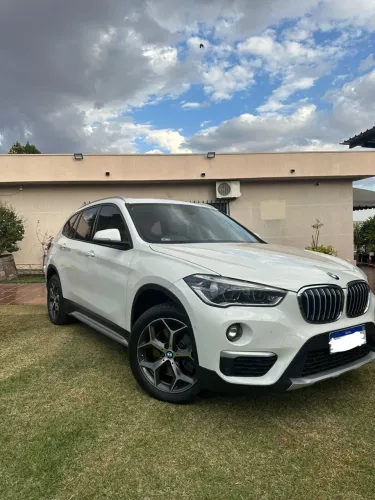 BMW X1 sDrive20i ActiveFlex 2019 - Completa, Impecável!