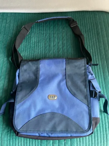 Bolsa GAP Azul de Ombro Original