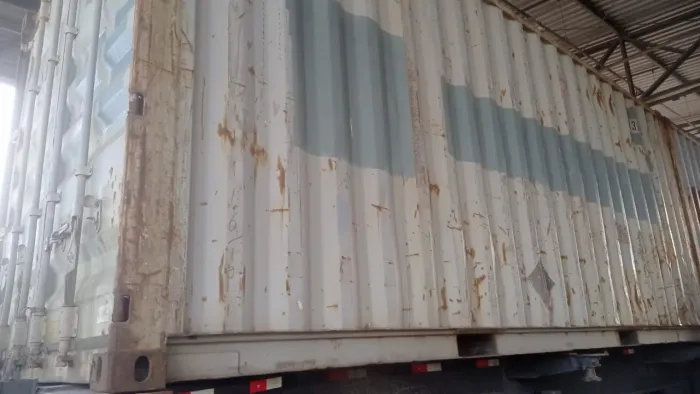 Containers de 6 metros