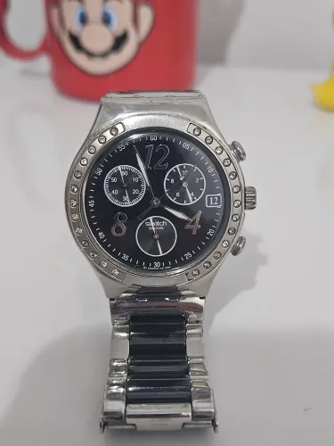 Relógio Swatch feminino