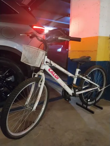 Bicicleta Caloi Ceci Aro 24