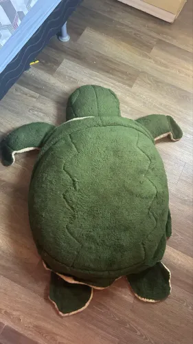 Tartaruga gigante de pelúcia