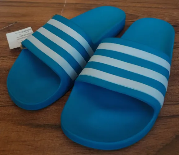 Slide adidas 
