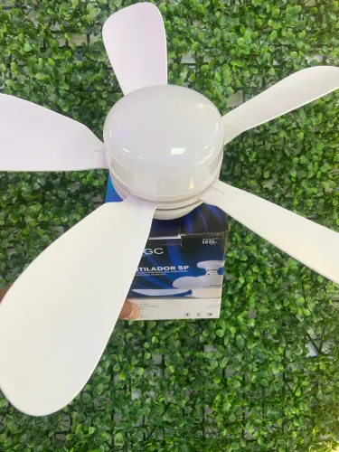 Ventilador de teto C/lâmpada 30w  C/ Controle 2400 Lumens  
