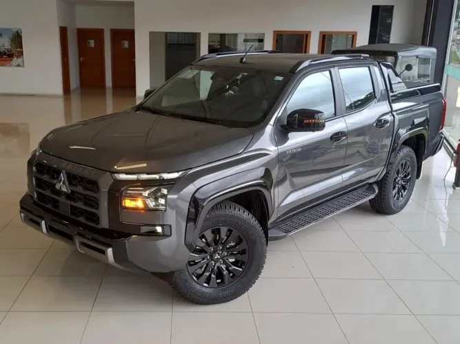 Mitsubishi TRITON Katana 2.4 CD 4X4 TB Diesel Aut. 2026