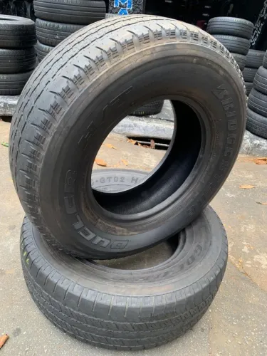 Pneus 265/70/16 originais meia vida os 2 por 470$ instalados