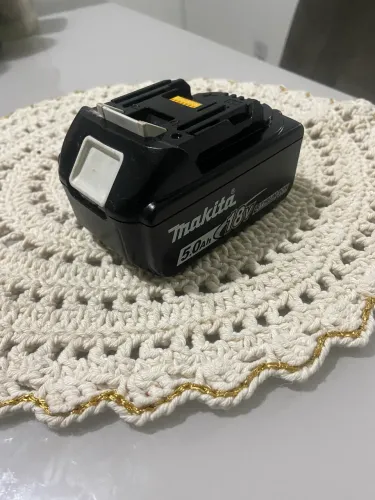 Bateria makita 5ah 18v bateria nova 