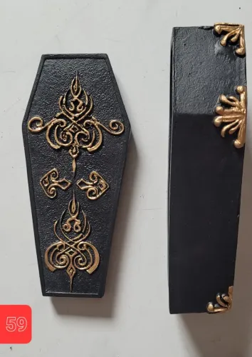 Caixões Decorativos para action figure Preto com Detalhes Dourados 