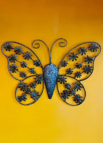 BORBOLETA EM FERRO 50X34CM