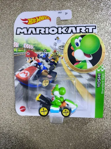 Hot Wheels Mario Kart Yoshi - Lacrado