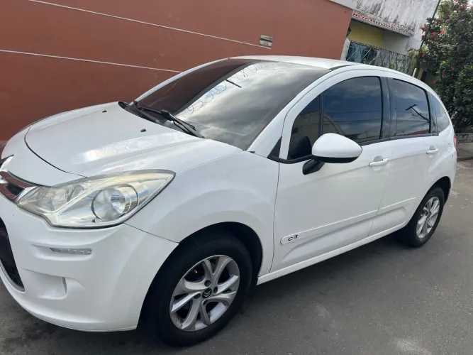 C3 Attraction 1.6  automático, 2019,, muito conservado. 