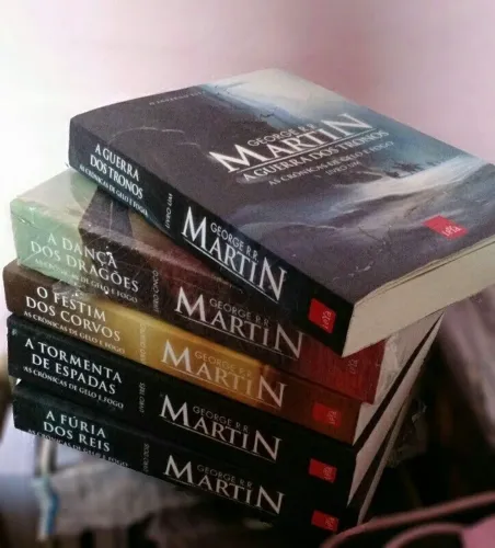Coleção As Crônicas de Gelo e Fogo - George R.R. Martin