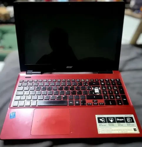 Notebook Acer i5 5ª geração 8GB RAM SSD 120GB