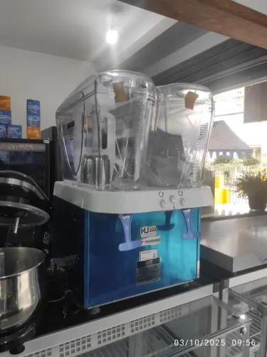 Bh máquina de suco refresqueira Venâncio 16 litros cada tanque 