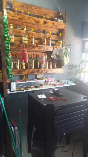Vendo distribuidora completa ? O ponto não está incluso 