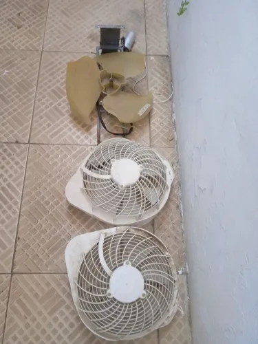 Os 3 Ventiladores de condensadora 250