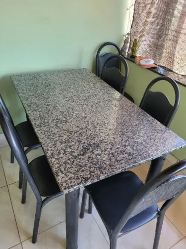 Mesa 6 cadeiras