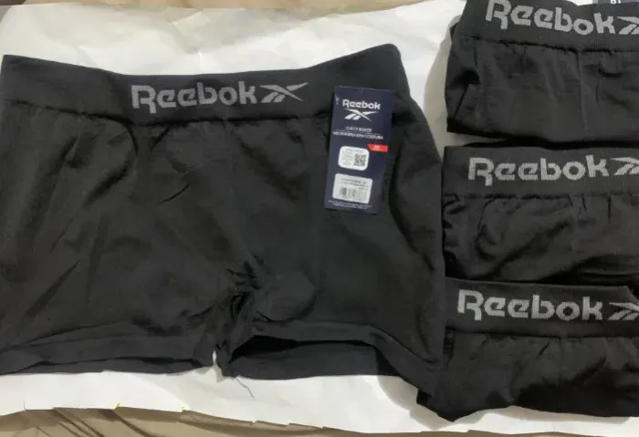 Cuecas reebok novas  5 cuecas por 90 reais
