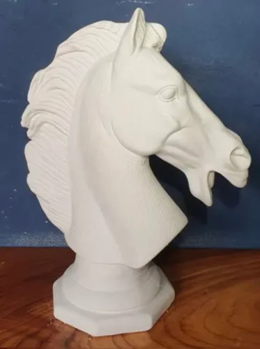 Escultura de Cabeça de Cavalo Decorativa