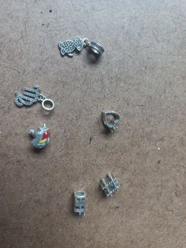 Berloques de pulseira